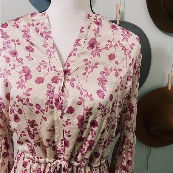 NWT AAKAA FLORAL DRESS MEDIUM - Picture 4 of 7